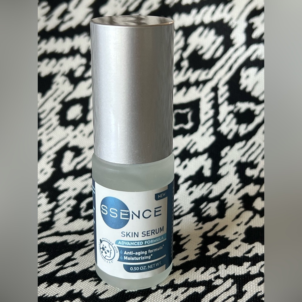 Ssence skin serum advance formula anti ageing plus NEW sealed bottle 0.05 OZ